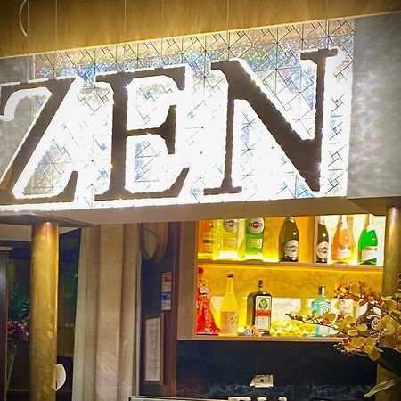 גיור Hotel Wesselenyi מראה חיצוני תמונה