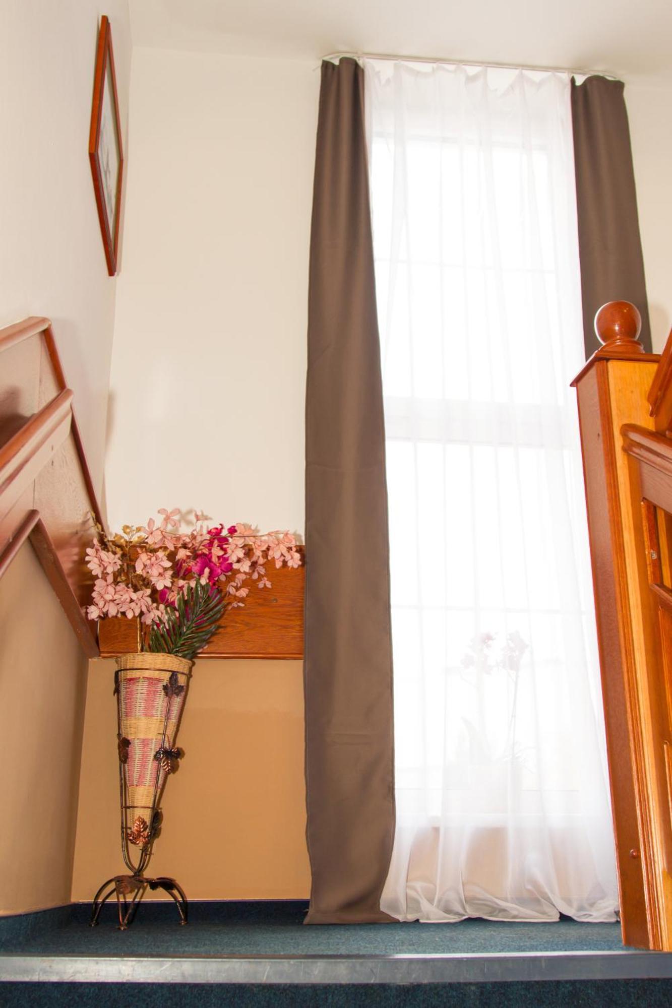 גיור Hotel Wesselenyi מראה חיצוני תמונה