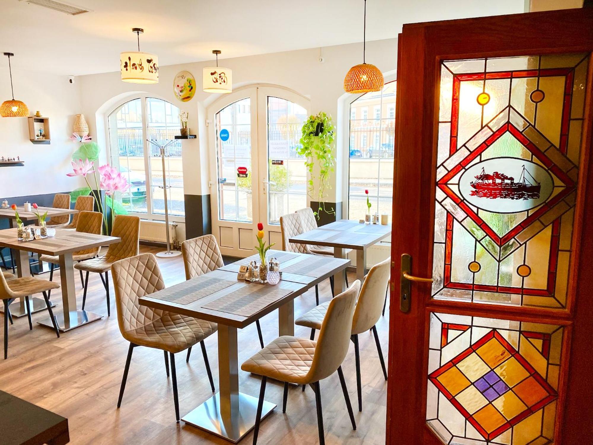 גיור Hotel Wesselenyi מראה חיצוני תמונה