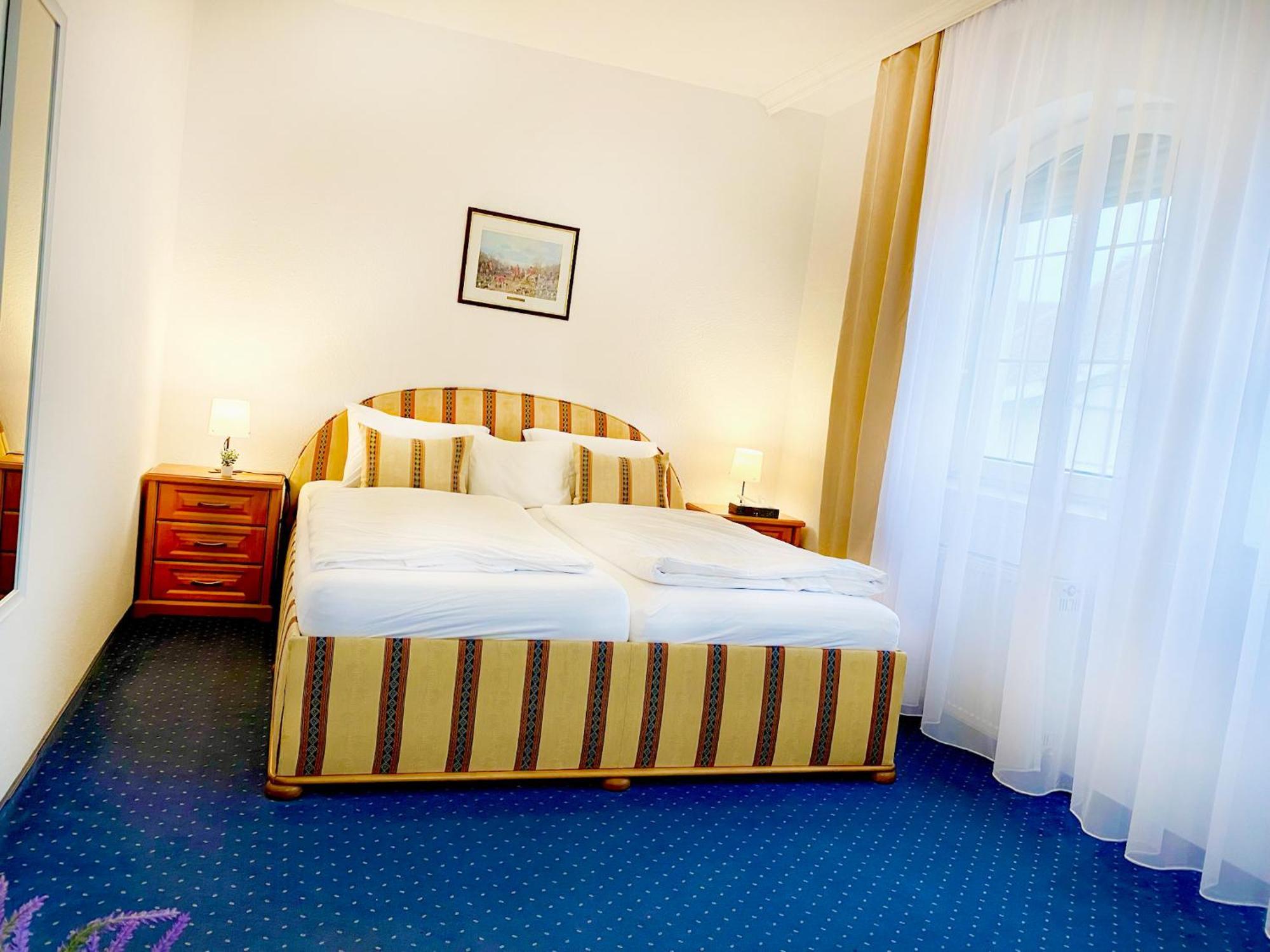 גיור Hotel Wesselenyi מראה חיצוני תמונה