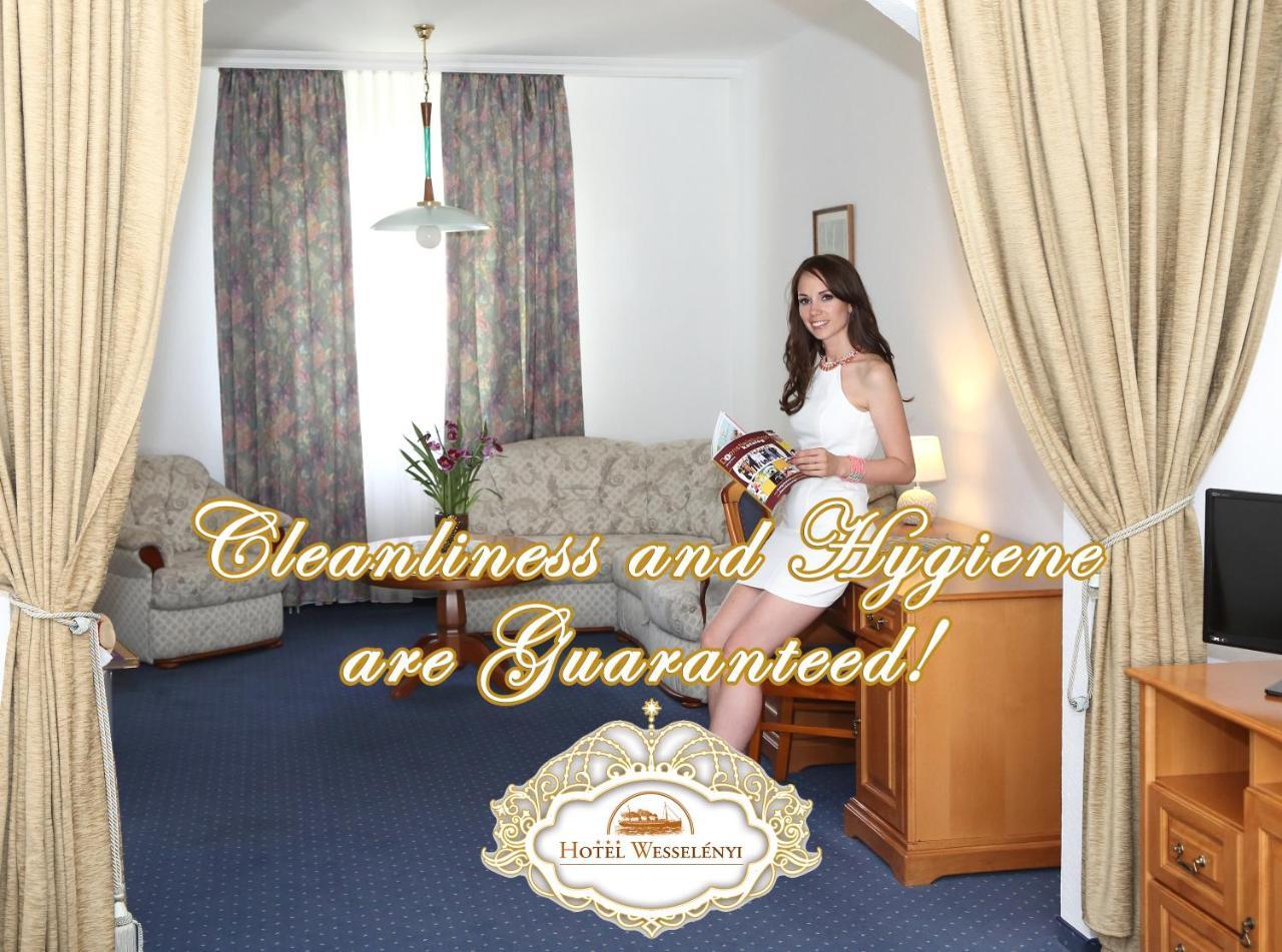 גיור Hotel Wesselenyi מראה חיצוני תמונה